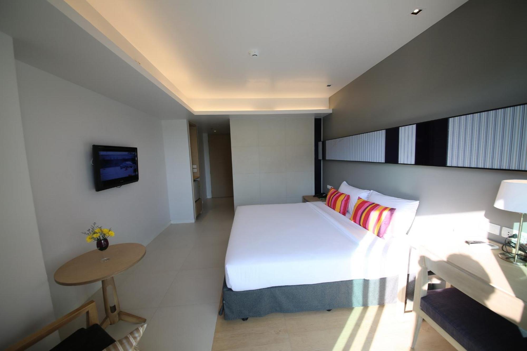 The Sun Xclusive Hotel Pattaya Luaran gambar