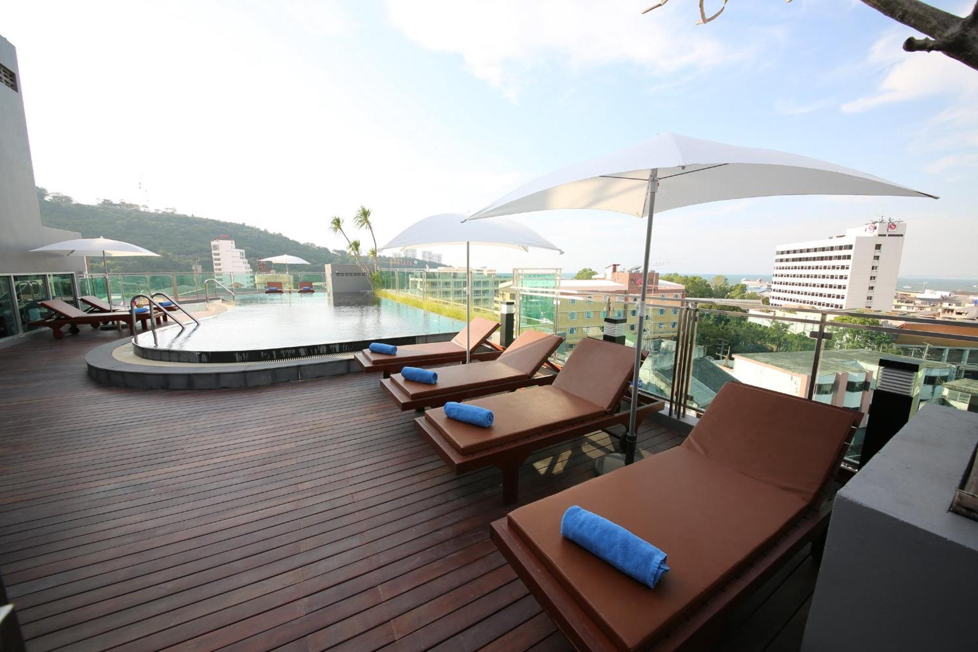 The Sun Xclusive Hotel Pattaya Luaran gambar