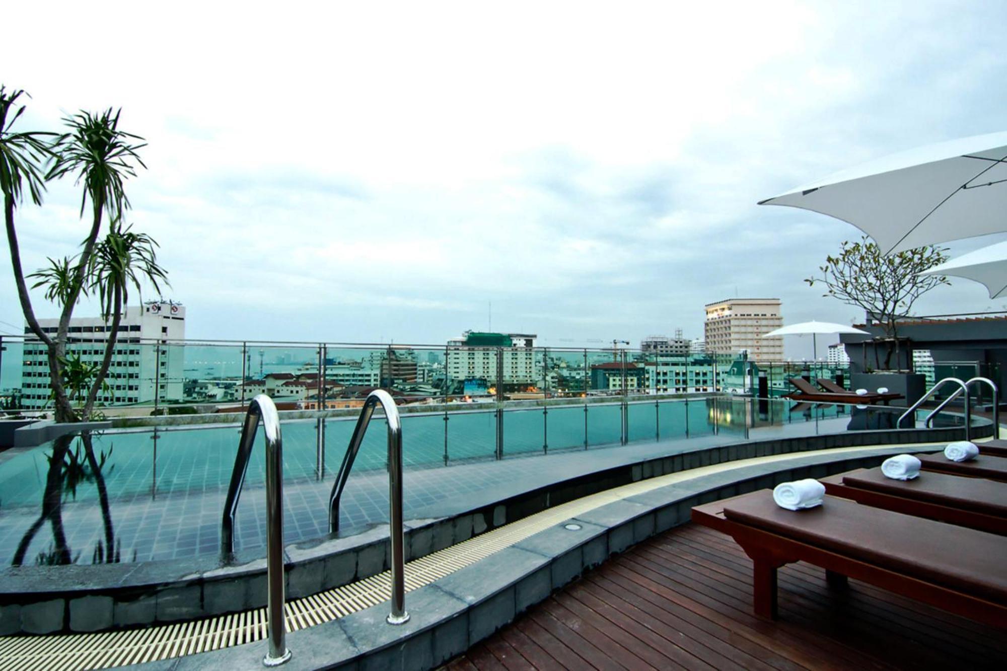 The Sun Xclusive Hotel Pattaya Luaran gambar